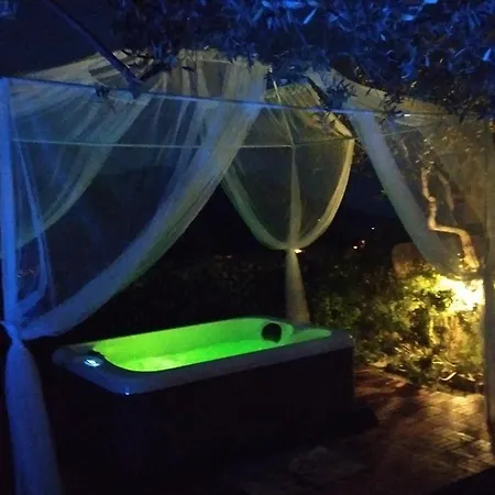 Holiday home Casetta Delle Fate , Sport E Natura Noli