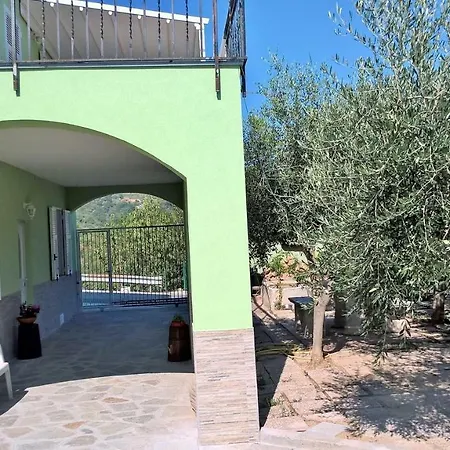 Holiday home Casetta Delle Fate , Sport E Natura Noli